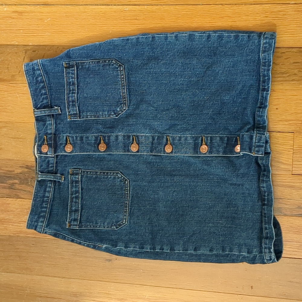 J. Crew denim skirt blue, size medium